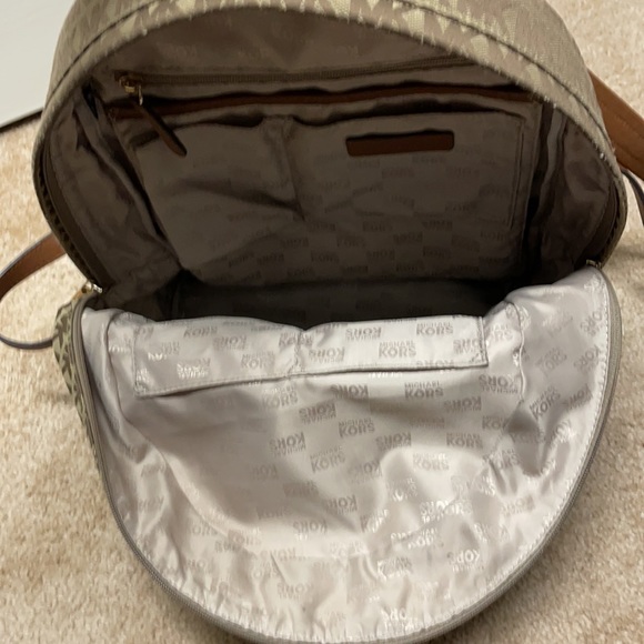 Michael Kors Backpack - Picture 5 of 9